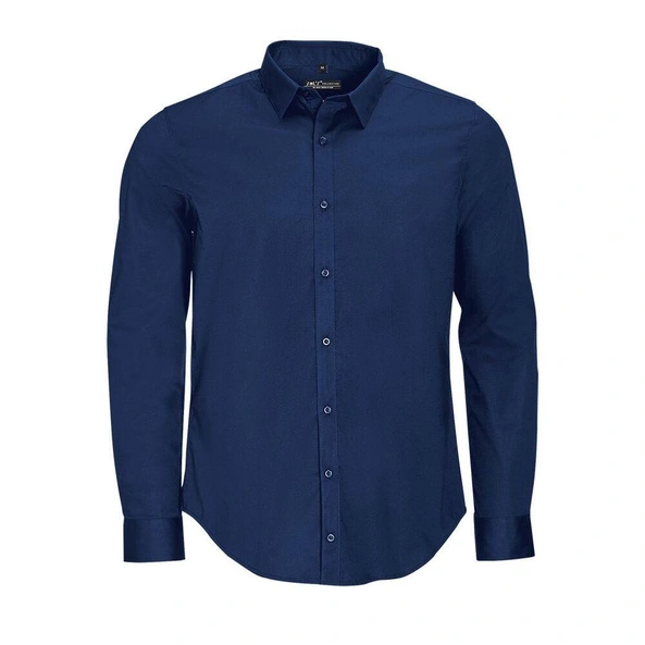 Frente de la camiseta con bordados personalizados